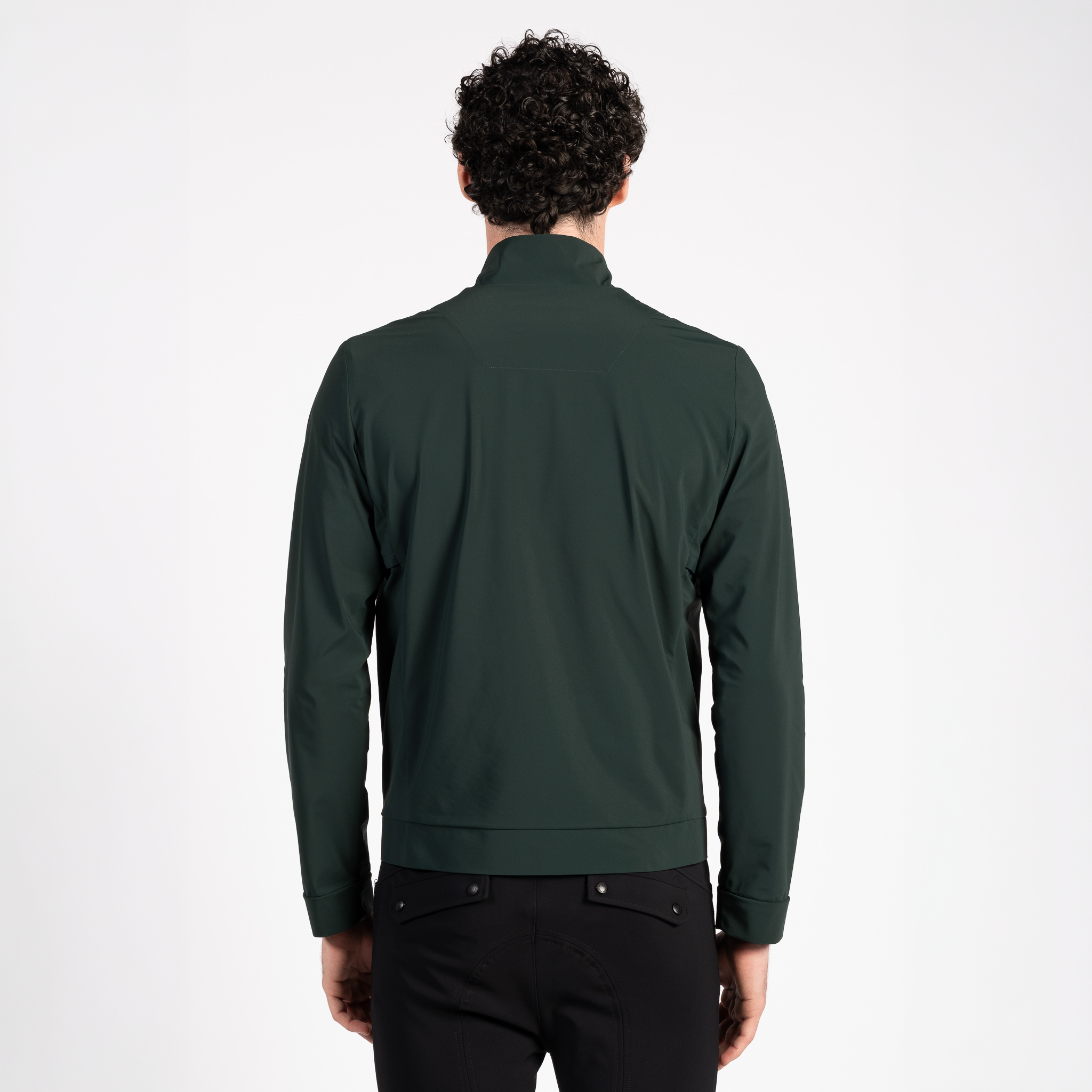Vestrum men's Cleveland softshell jacket in a casual style, featuring a sleek design and zip-up front, suitable for everyday wear.
