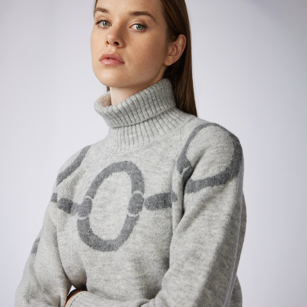 Vestrum Ladies Linyi Turtle Neck Sweater in pearl grey, knitted high-neck jumper with a flattering feminine fit.