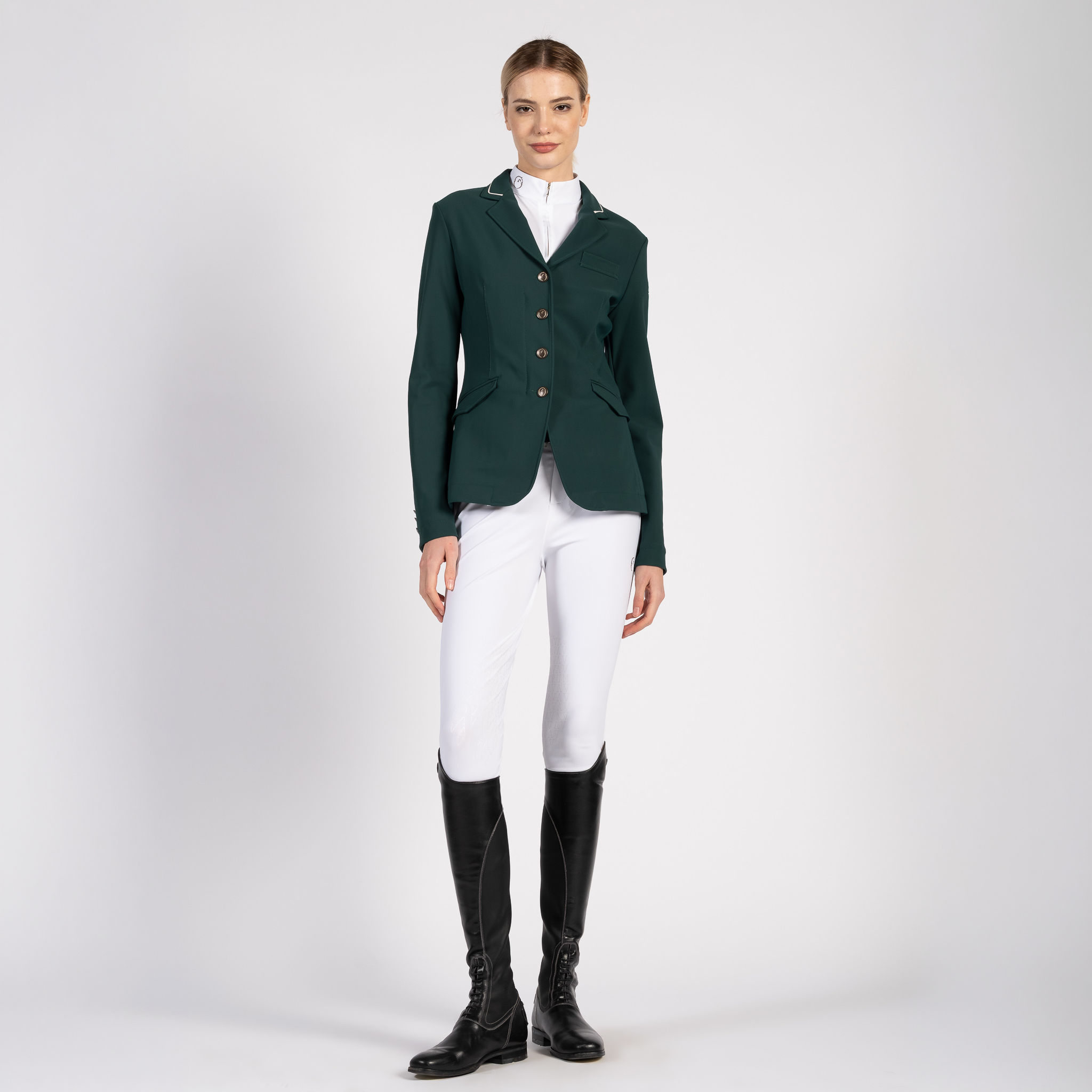 Vestrum Ladies SS26 Canberra show jacket in sleek fabric with tailored fit and subtle details, designed for equestrian events.