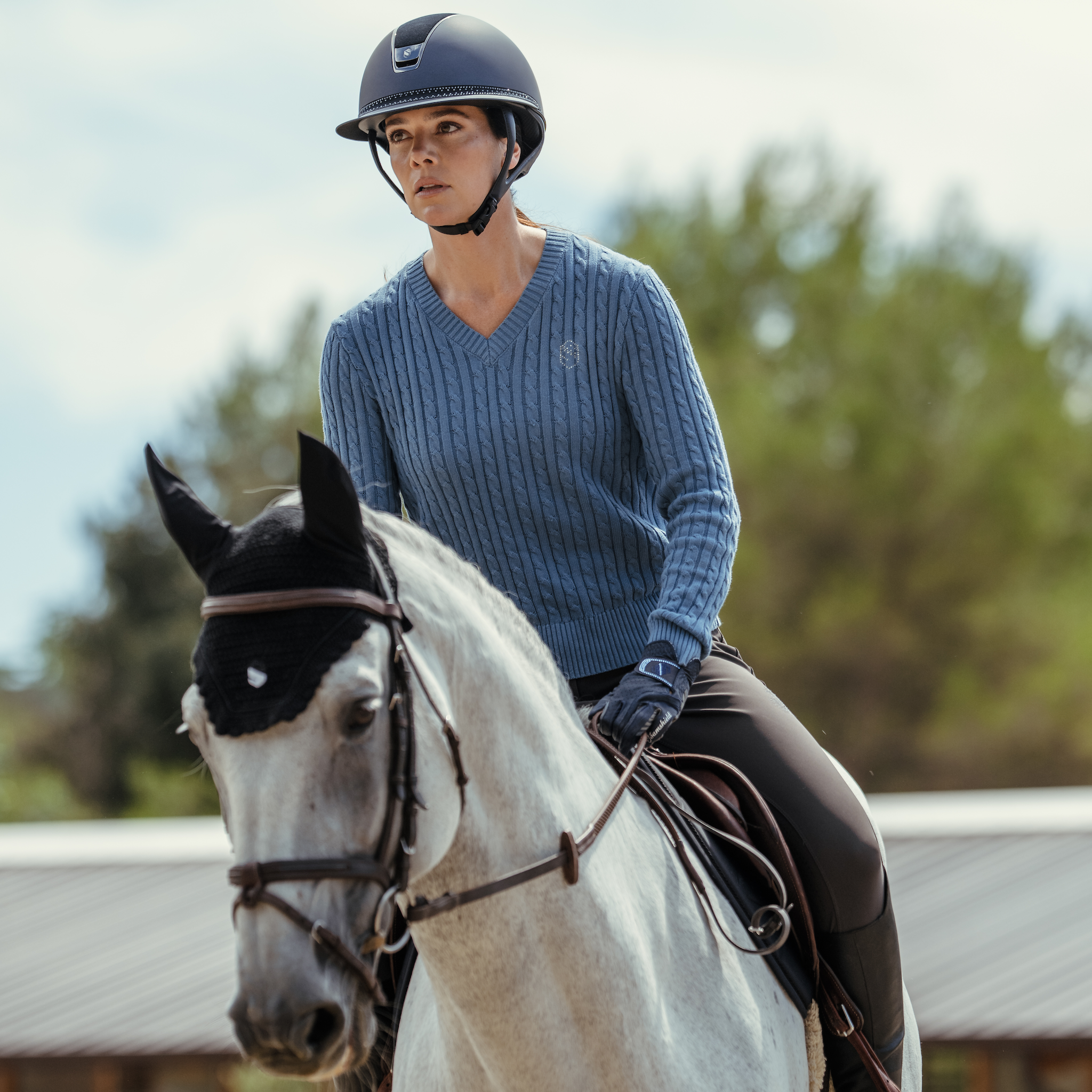 Samshield Ladies SS26 Lisa twisted casual sweater, featuring a stylish design, long sleeves, and a comfortable fit for everyday wear.