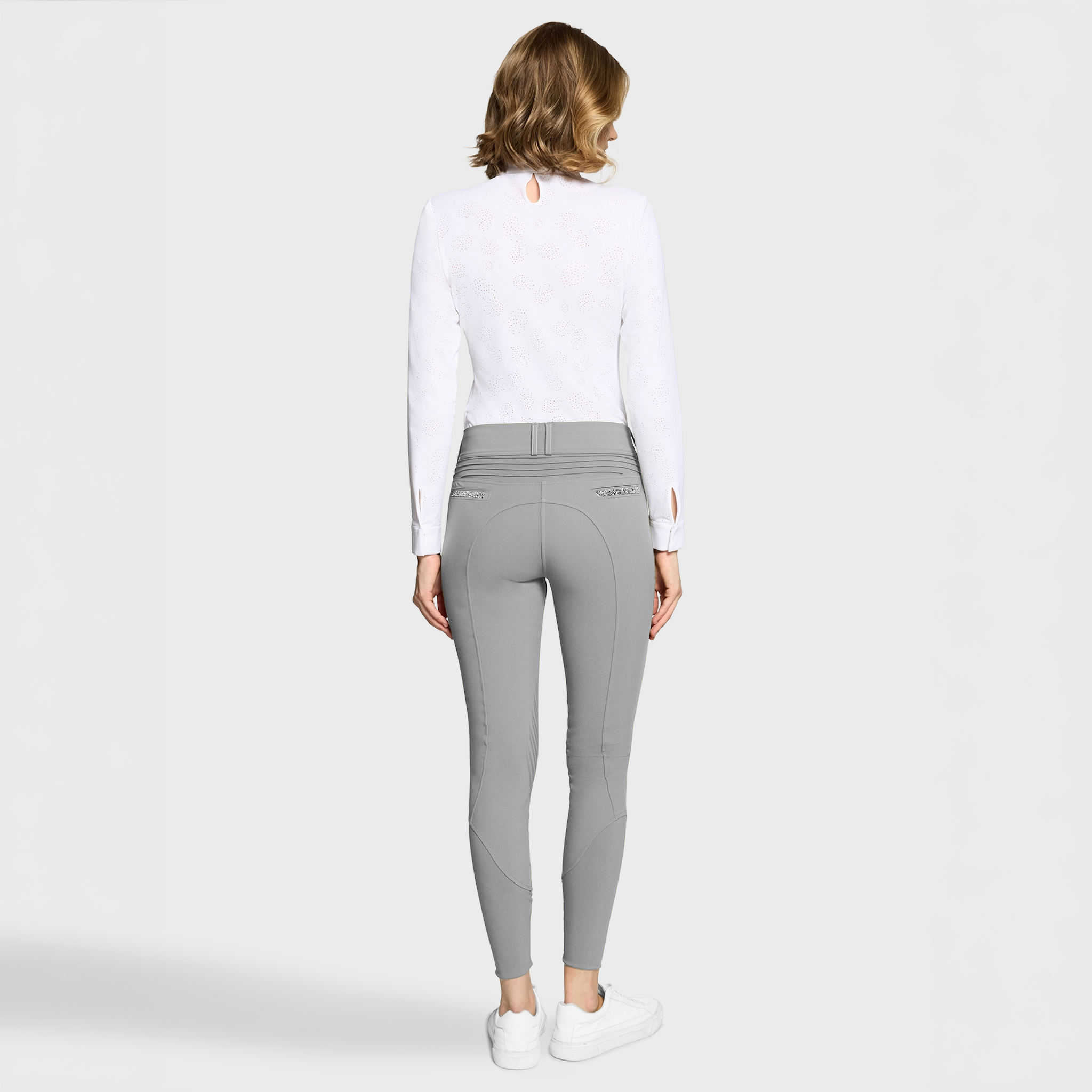 Light grey Samshield Ladies SS26 Clara Premium knee grip breeches, showcasing the fitted riding pant with knee grip detailing.