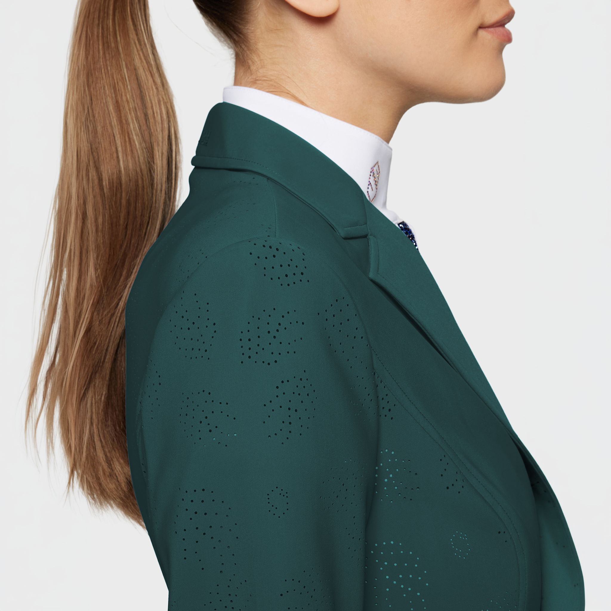 Samshield Ladies Alixair Leaf Show Jacket in hunter green with detailed leaf embroidery, designed for equestrian show events.