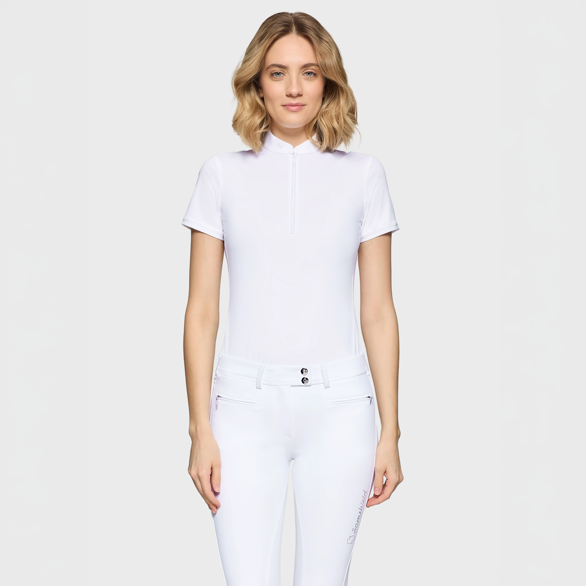 Samshield Ladies SS26 Aloise short sleeve show shirt in white fabric, featuring a classic design and tailored fit for riding competitions.