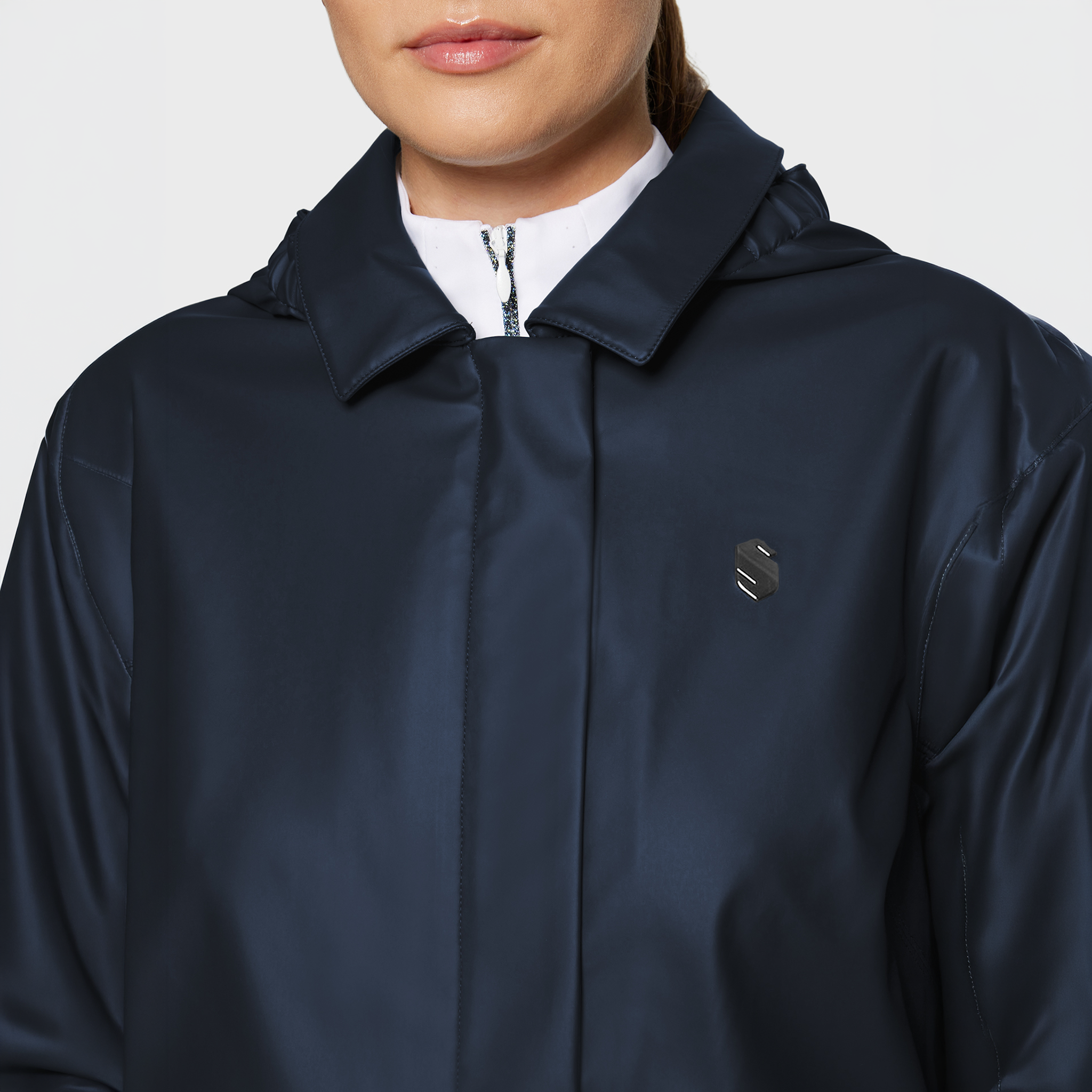 Samshield Ladies SS26 Delfina waterproof rain coat in navy and beige with detailed stitching, casual jacket for women.