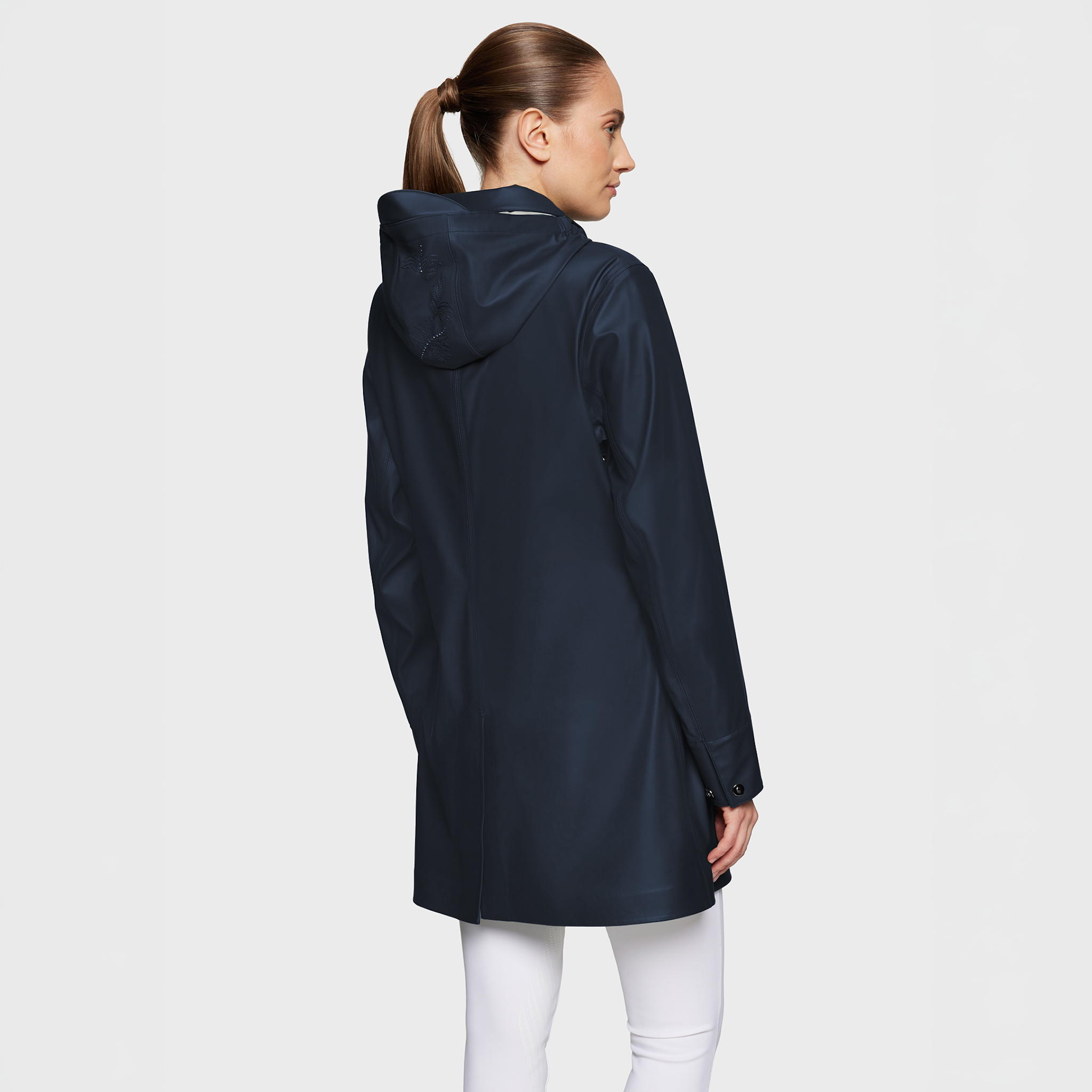 Samshield Delfina navy and beige waterproof rain coat for ladies, casual jacket with front zipper and hood, outdoor weather protection.