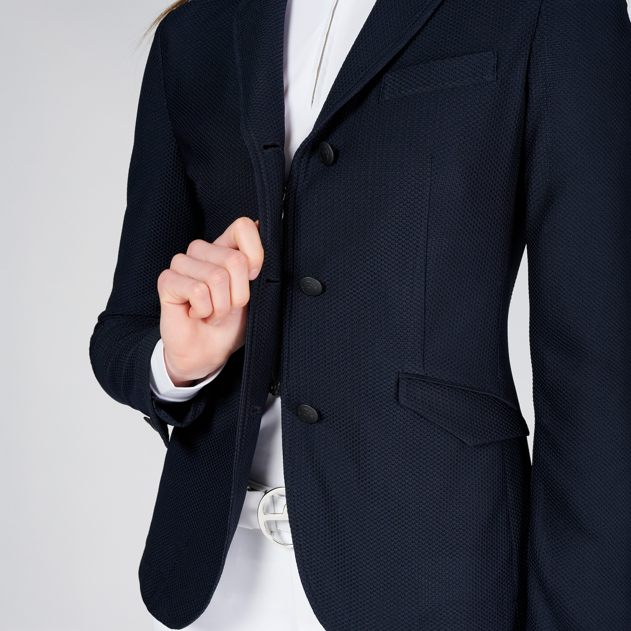 Vestrum ladies Valencia show jacket in navy with detailed stitching and tailored fit, designed for equestrian show events.