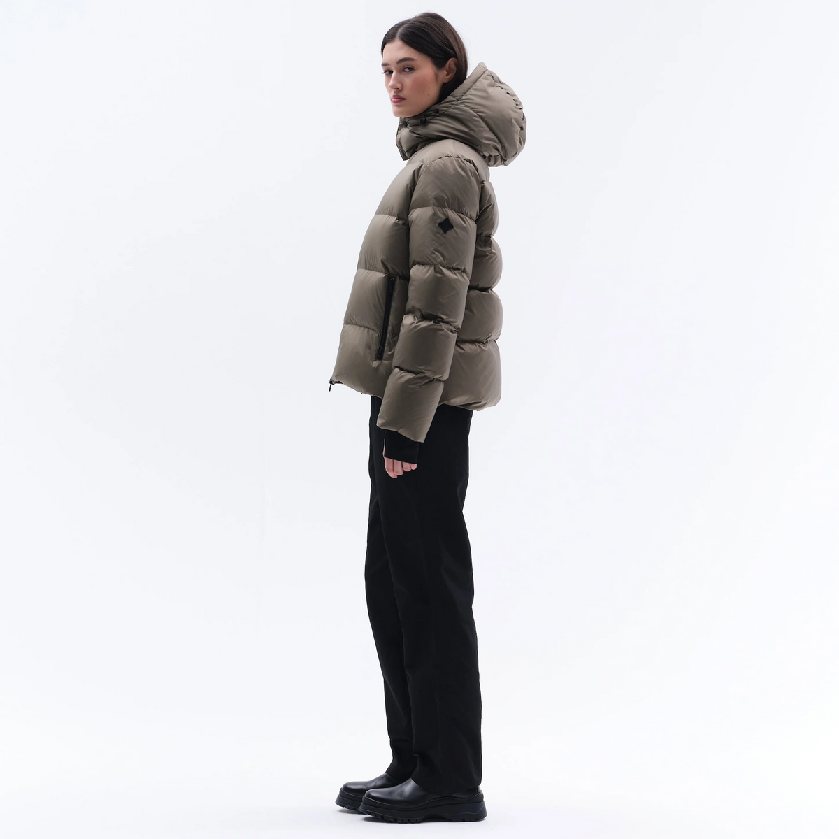 Trolle Ladies Goose Down Puffer Jacket in Olive, a lightweight goose down winter jacket.