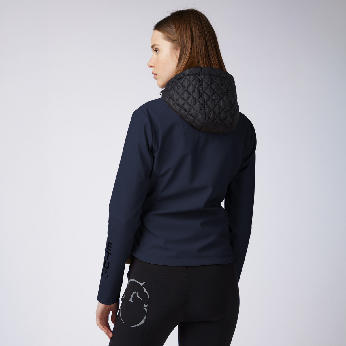 Vestrum Ladies Klosters Softshell Jacket in navy, technical equestrian softshell riding jacket by Vestrum.